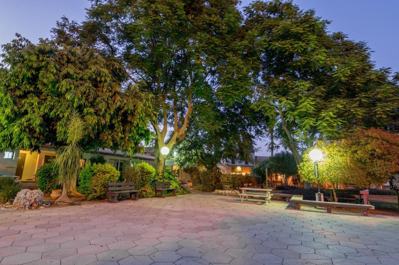Degania Bet Kibbutz Country Lodging Кинерет Экстерьер фото