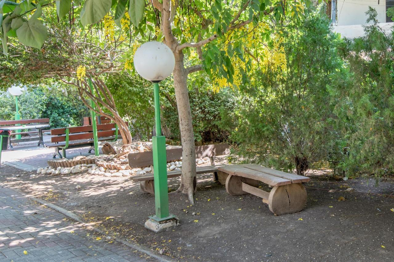 Degania Bet Kibbutz Country Lodging Кинерет Экстерьер фото
