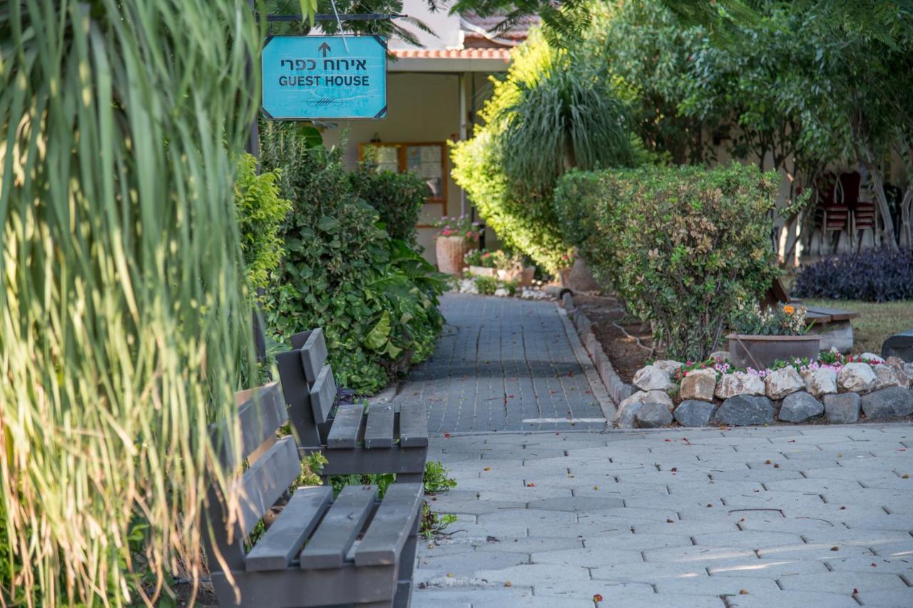 Degania Bet Kibbutz Country Lodging Кинерет Экстерьер фото