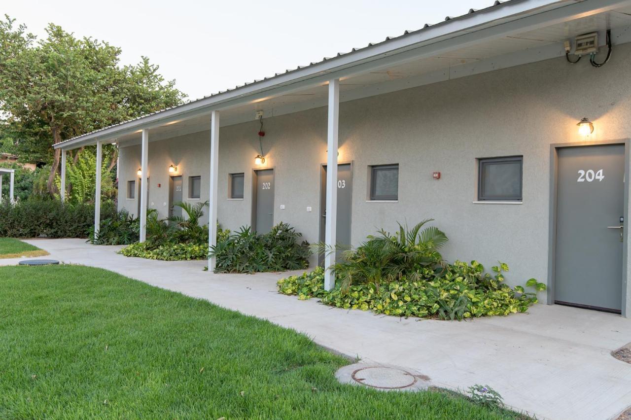 Degania Bet Kibbutz Country Lodging Кинерет Экстерьер фото