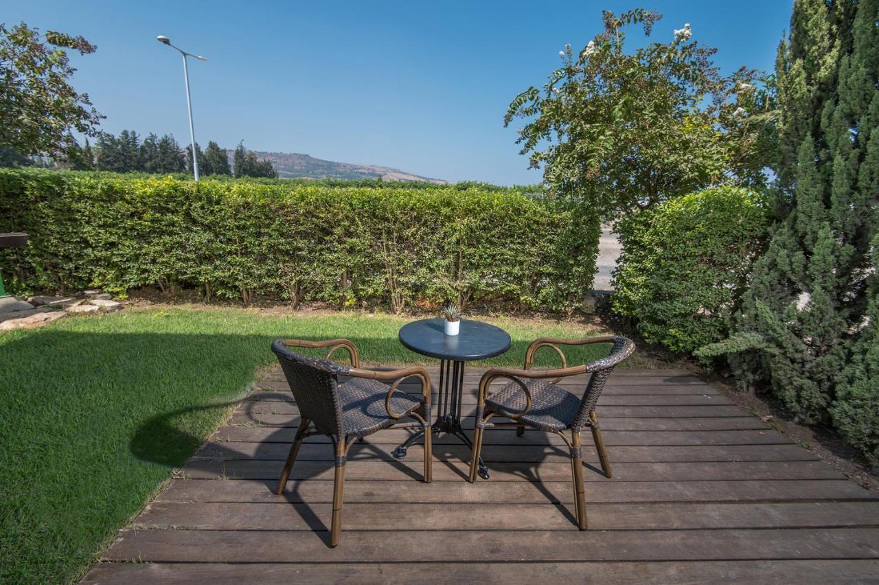 Degania Bet Kibbutz Country Lodging Кинерет Экстерьер фото